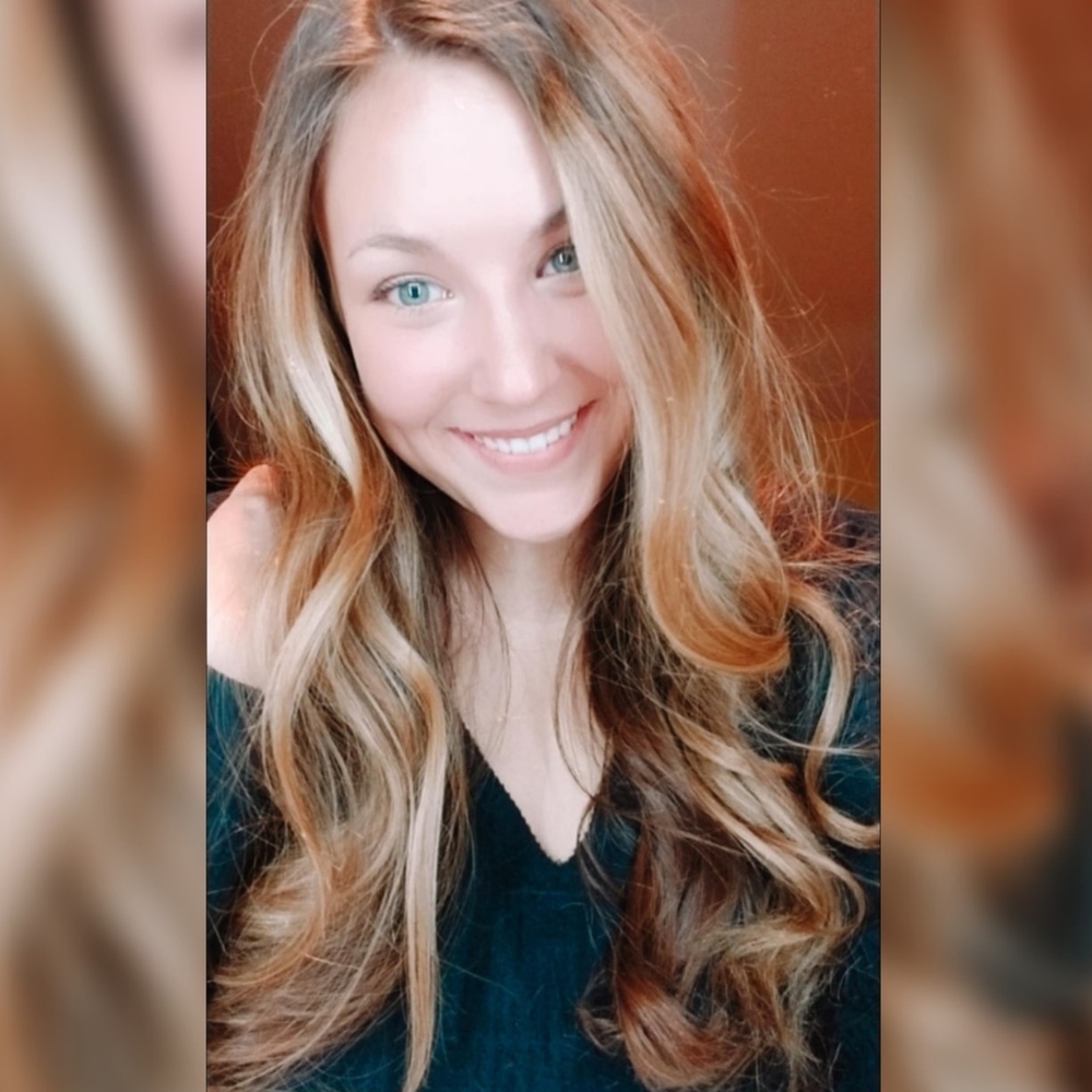Meet your Posher, Alissa